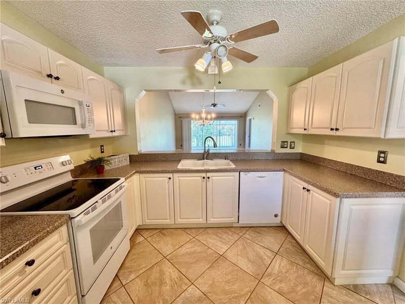 4524 Andover WAY photo 5