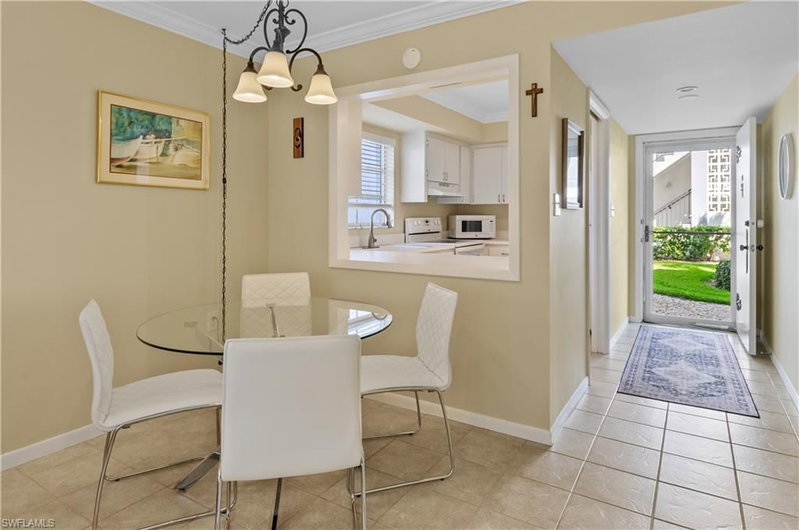 5 High Point CIR W photo 4