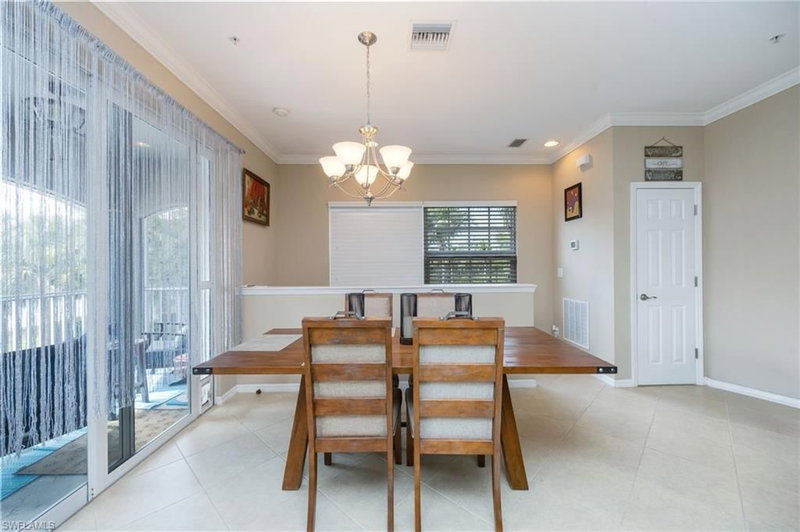 8540 Violeta ST photo 5