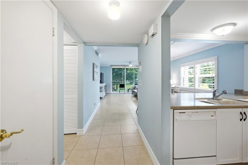 1083 Forest Lakes DR photo 5