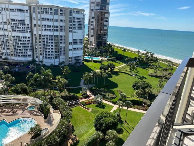 4551 Gulf Shore BLVD N photo 1
