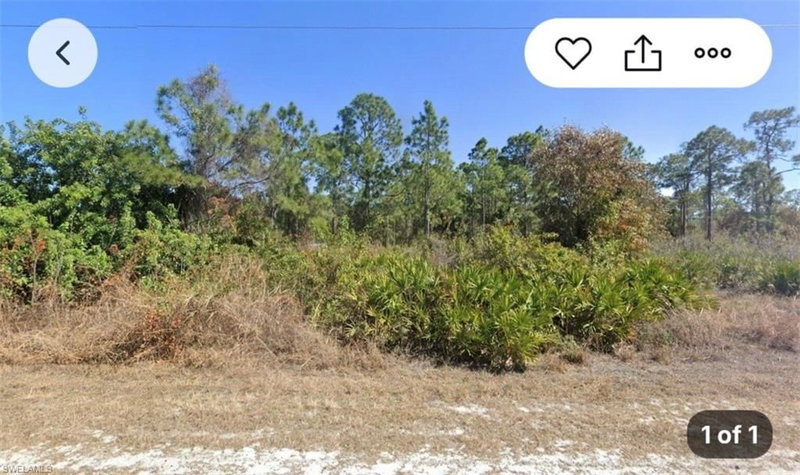 212 Moore AVE photo 2