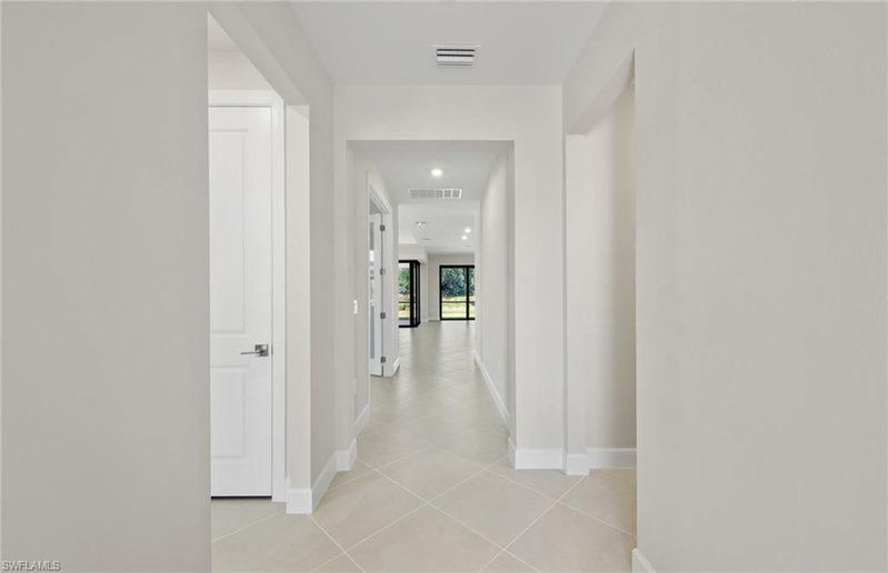 16621 Ash Grove LN photo 5
