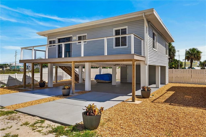 71 Mango ST photo 5