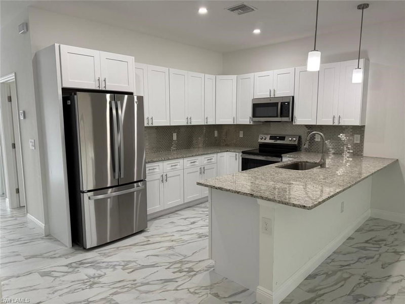 5253-5255 Centennial BLVD photo 4