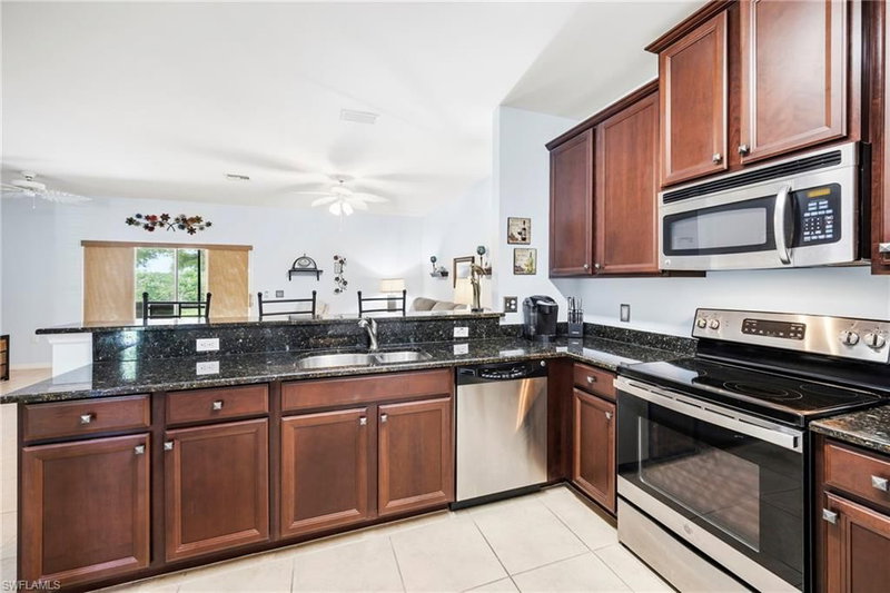3916 Cherrybrook LOOP photo 4