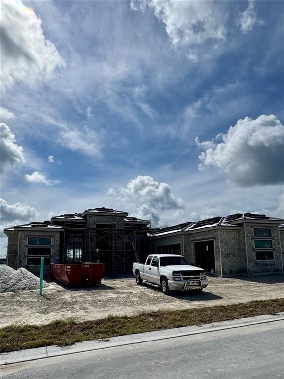 25579 Crystal Shore DR photo 2