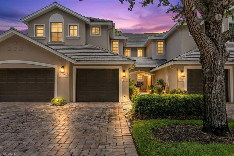 7128 Timberland CIR photo 1