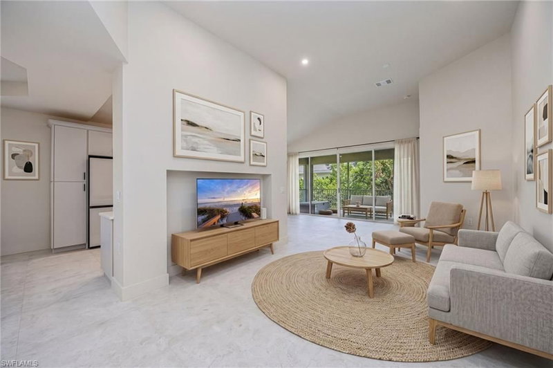 7128 Timberland CIR photo 3