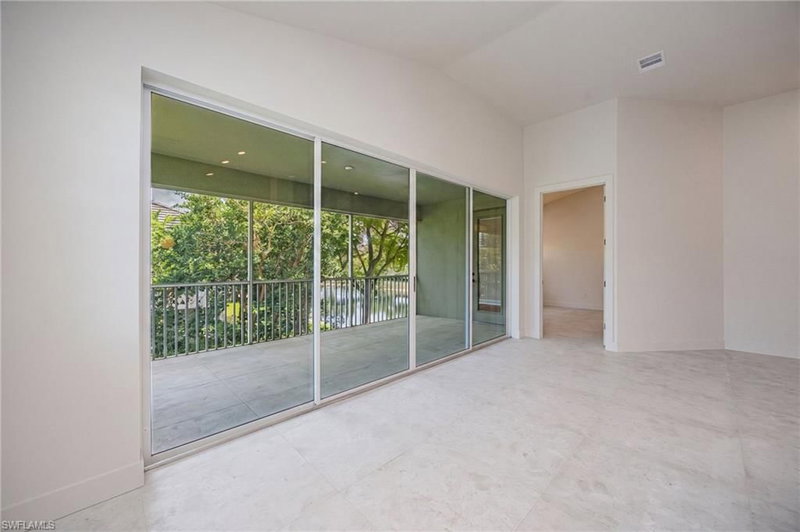 7128 Timberland CIR photo 5