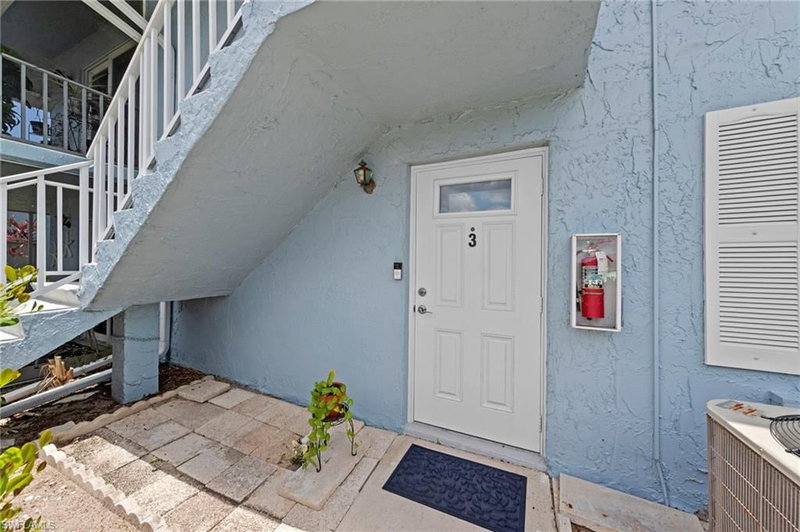 248 Palm DR photo 1
