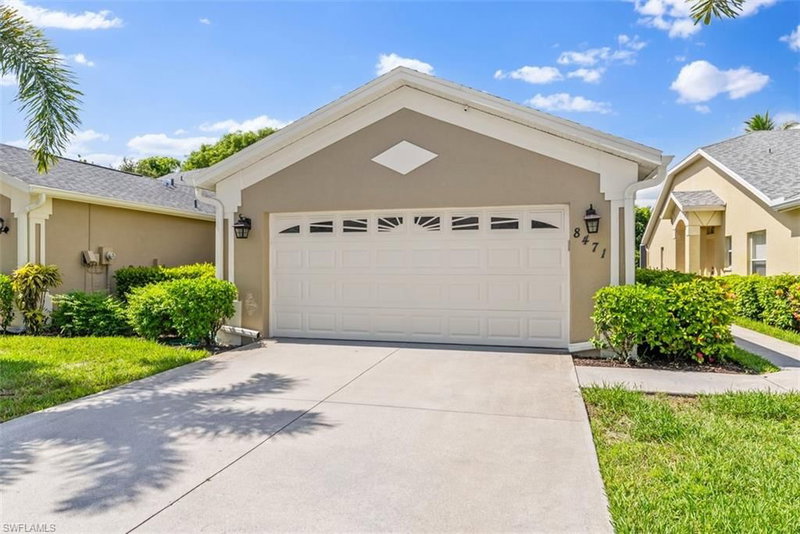 8471 Ibis Cove CIR photo 1