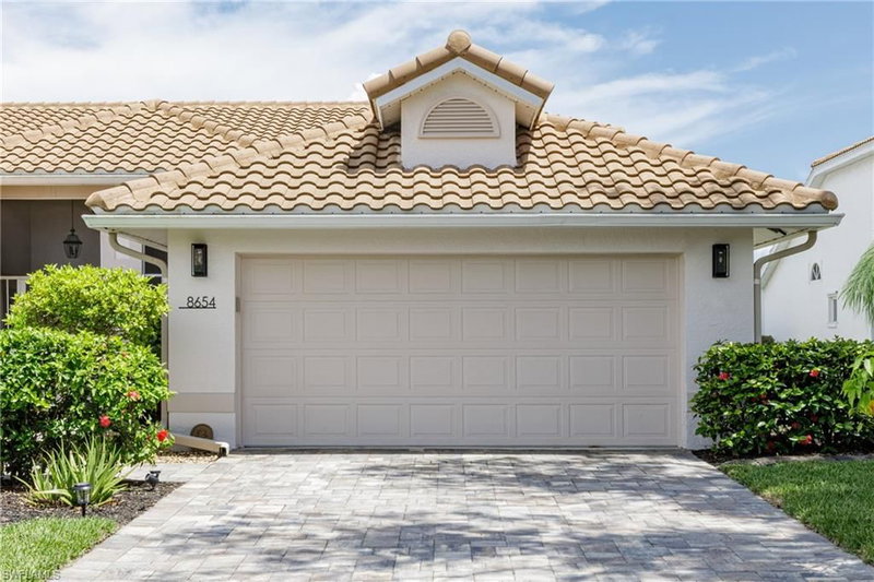 8654 Mustang DR photo 2