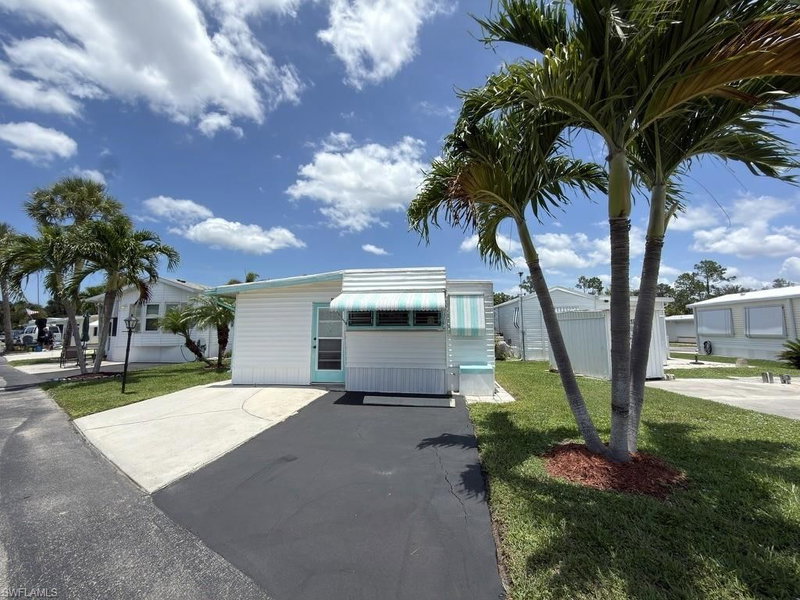 16 Jade DR photo 1