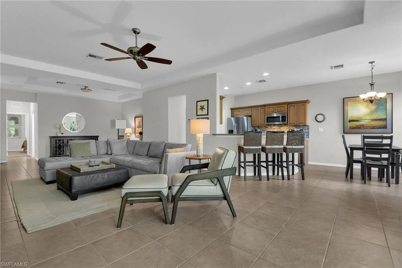 12870 Carrington CIR photo 3