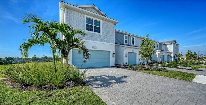 5034 Draco CIR photo 4