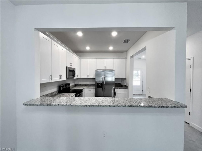 14243 Pine Lodge LN photo 5