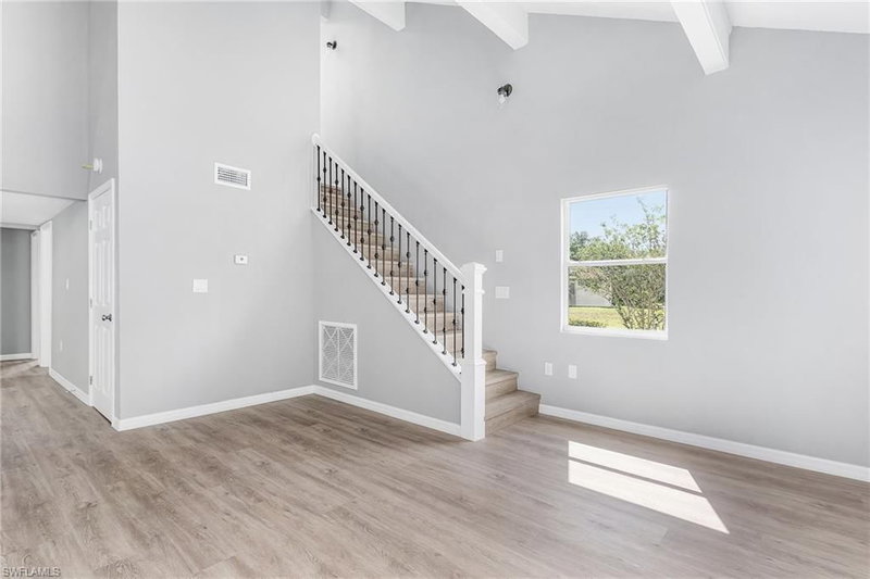 23404 Patera AVE photo 3