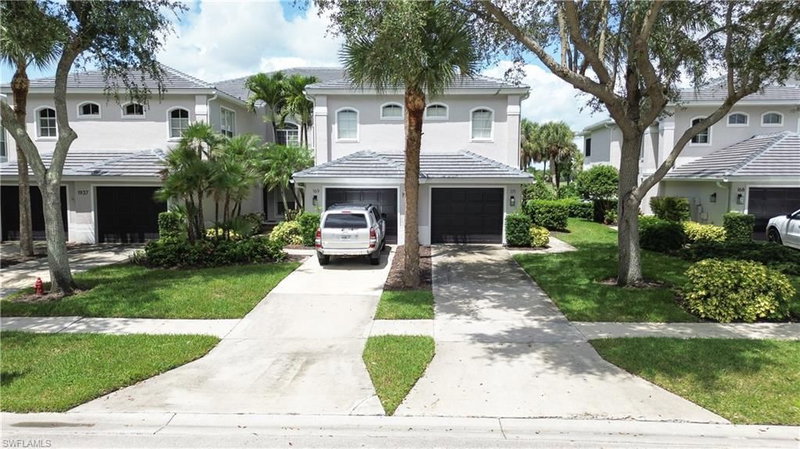 1937 Crestview WAY photo 3