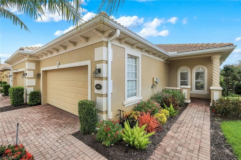 13850 Cleto DR photo 4