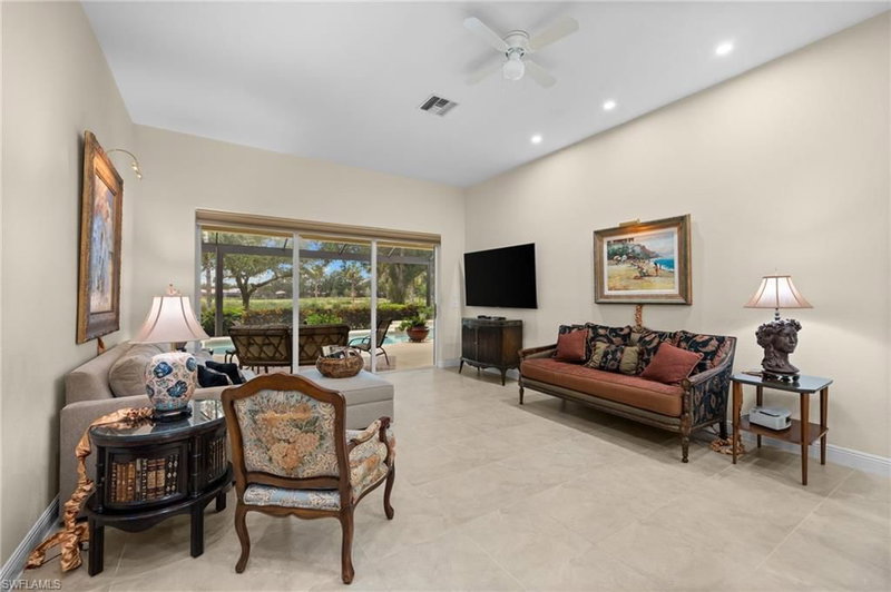 973 Tierra Lago WAY photo 4