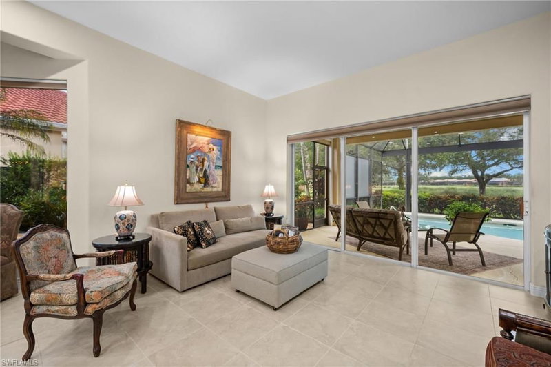 973 Tierra Lago WAY photo 5