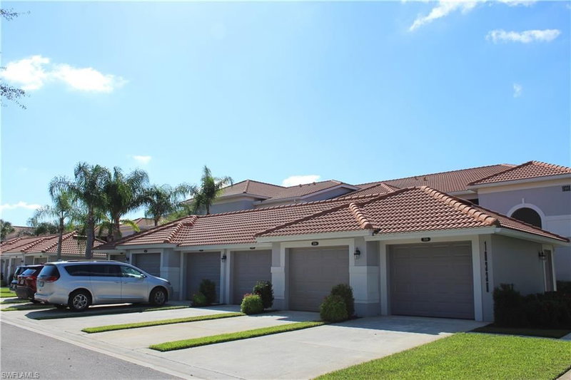 10338 Heritage Bay BLVD photo 1