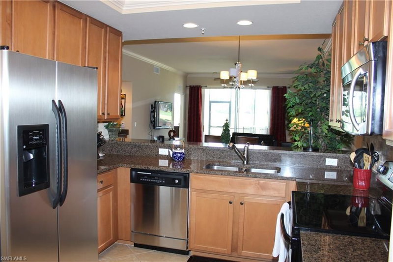 10338 Heritage Bay BLVD photo 2
