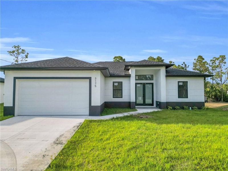 3175 Sunshine BLVD photo 1