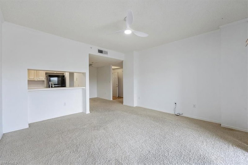 900 Arbor Lake DR photo 5