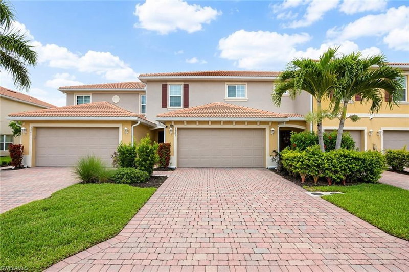 3763 Crofton CT photo 1