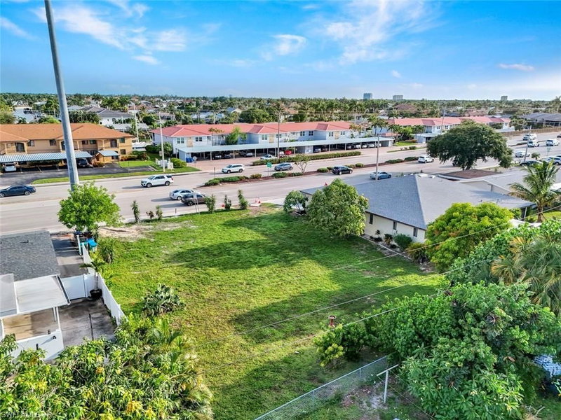 227-225 Cape Coral PKWY E photo 5
