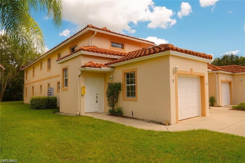 700 Luisa LN photo 1