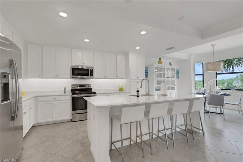 9584 Trevi CT photo 4