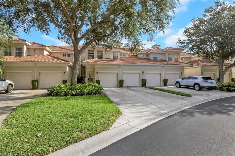 3048 Horizon LN photo 1