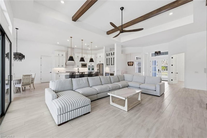 15428 Turin DR photo 5