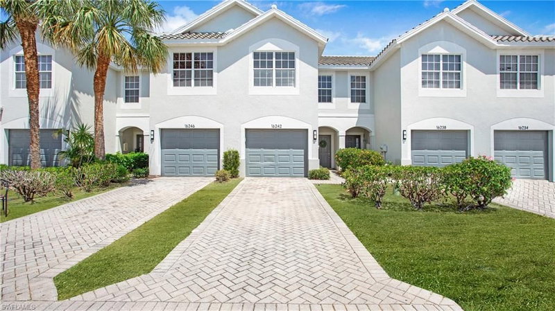 16242 Ravina WAY photo 1