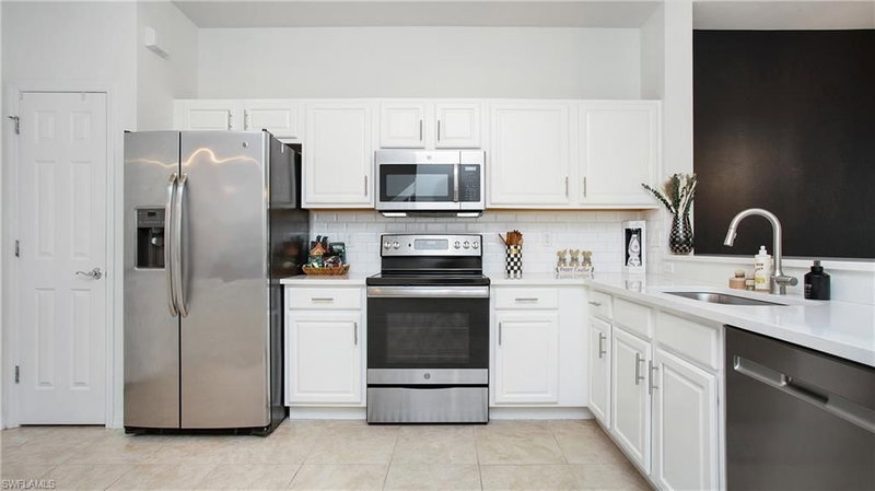 16242 Ravina WAY photo 5