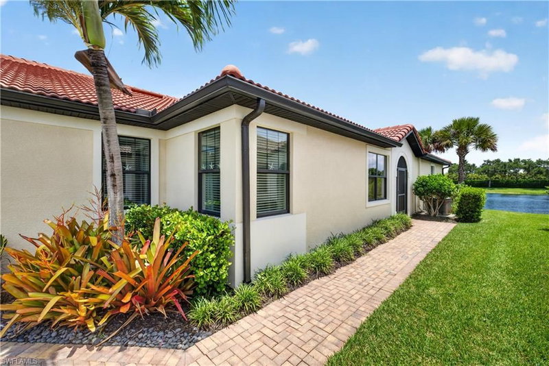 1482 Oceania DR S photo 3