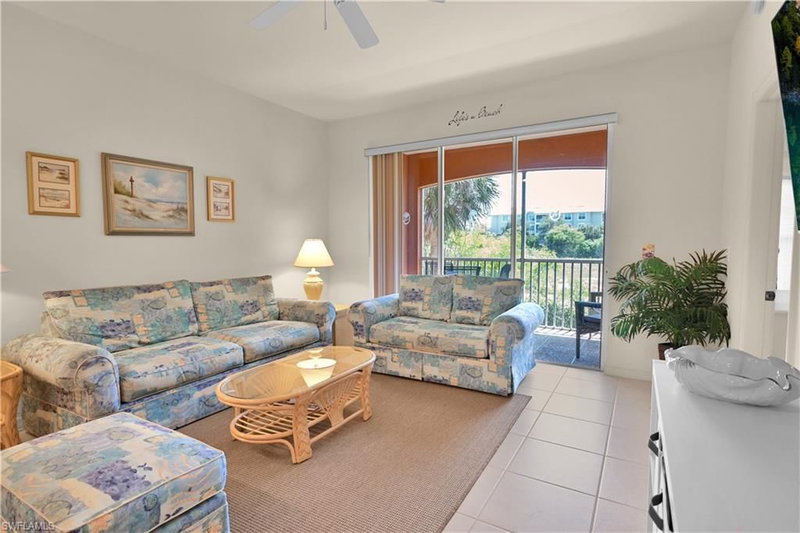 15979 Mandolin Bay DR photo 5