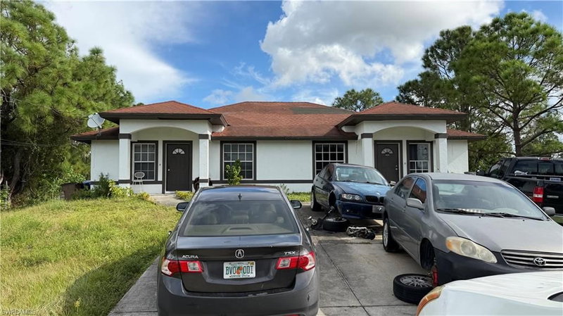 4524/4526 Leonard BLVD S photo 1