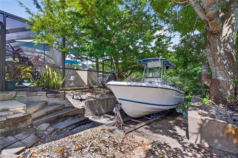27115 Belle Rio DR photo 5