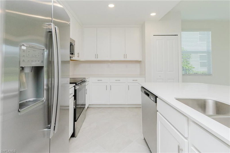 18411 COPPERHEAD CT N photo 2