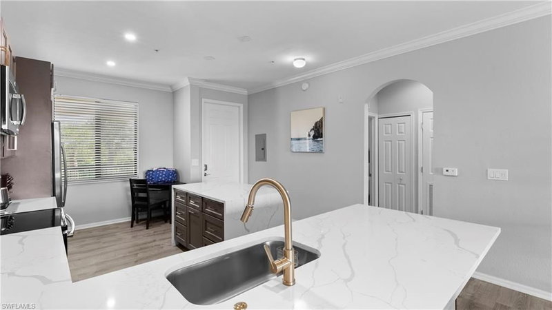 9727 Acqua CT photo 2
