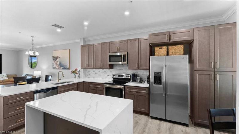 9727 Acqua CT photo 4