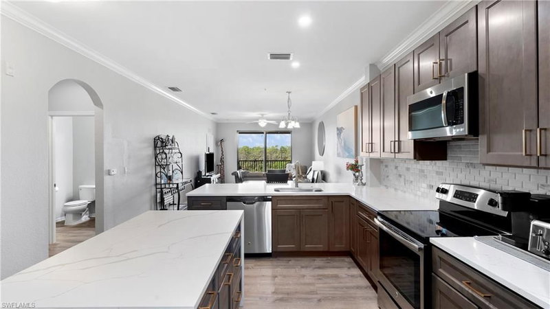 9727 Acqua CT photo 5