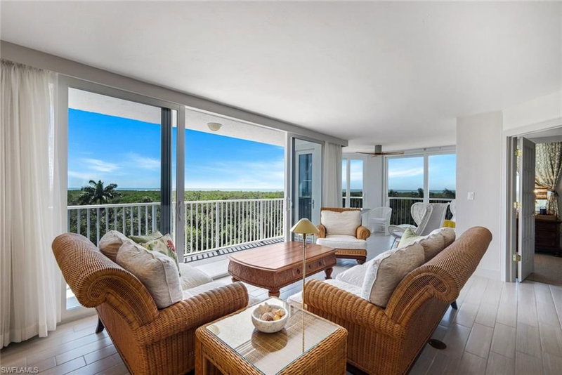 6361 Pelican Bay BLVD photo 2