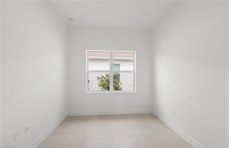 12408 Basalt LN photo 4