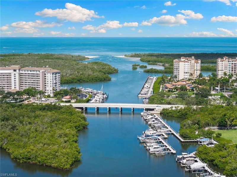 420 Cove Tower DR photo 2