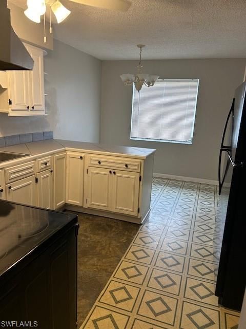 1175 Laurel DR photo 4